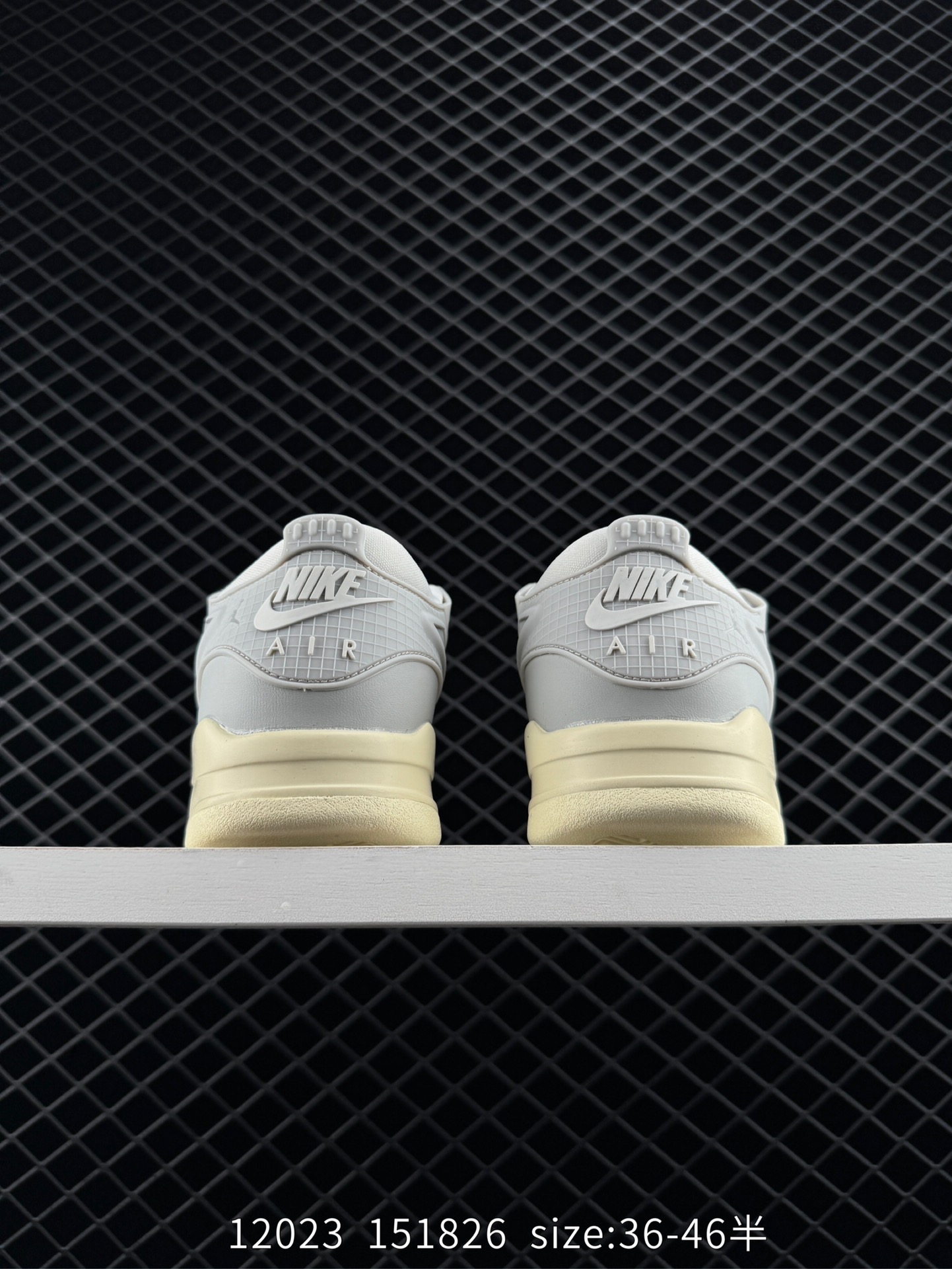 Nike Air Jordan 4 Retro